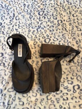 Steve Madden Black Platform Block Heel Sandals with Ankle Strap